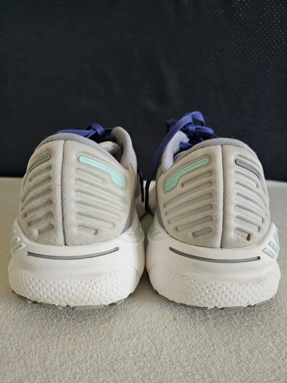 EXELLENT BROOKS Women's Adrenaline GTS-22 Running Sneakers Grey/Blue Sz 9 - Picture 10 of 15